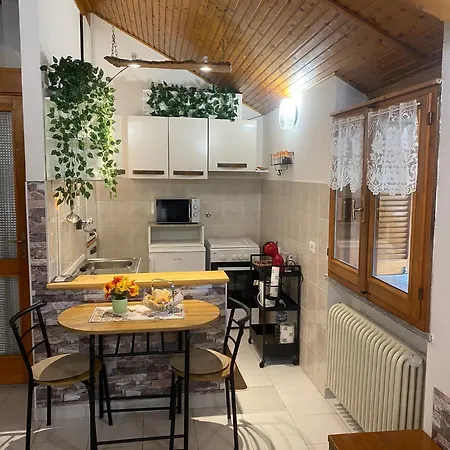 La Corte Dei Torri Loft On The דירה Oliveto Lario